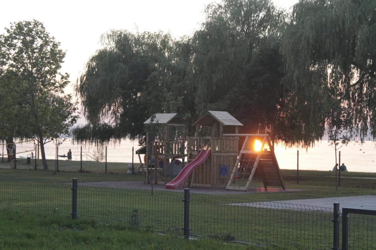 Vizparti Apartman Шиофок Экстерьер фото
